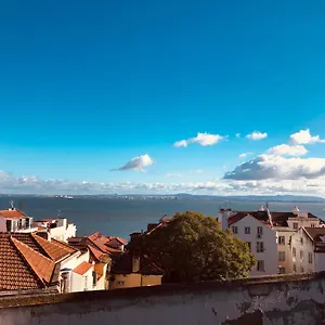 https://santa-clara-lisbon-rooms.hotels-lisbon-portugal.com
