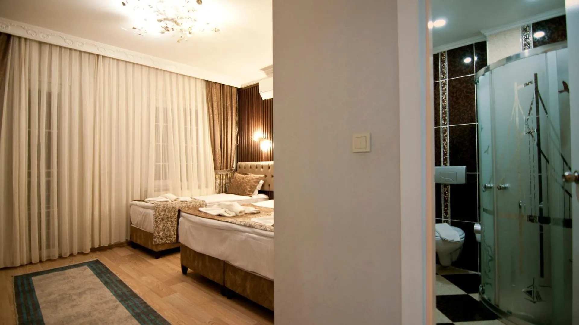 Hotel Broken Column Istanbul Turkey